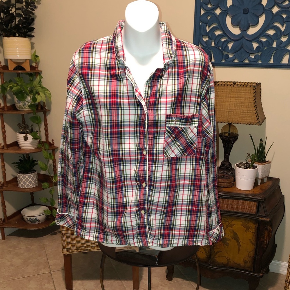 Victoria’s Secret M Plaid Button Down Pajama Top